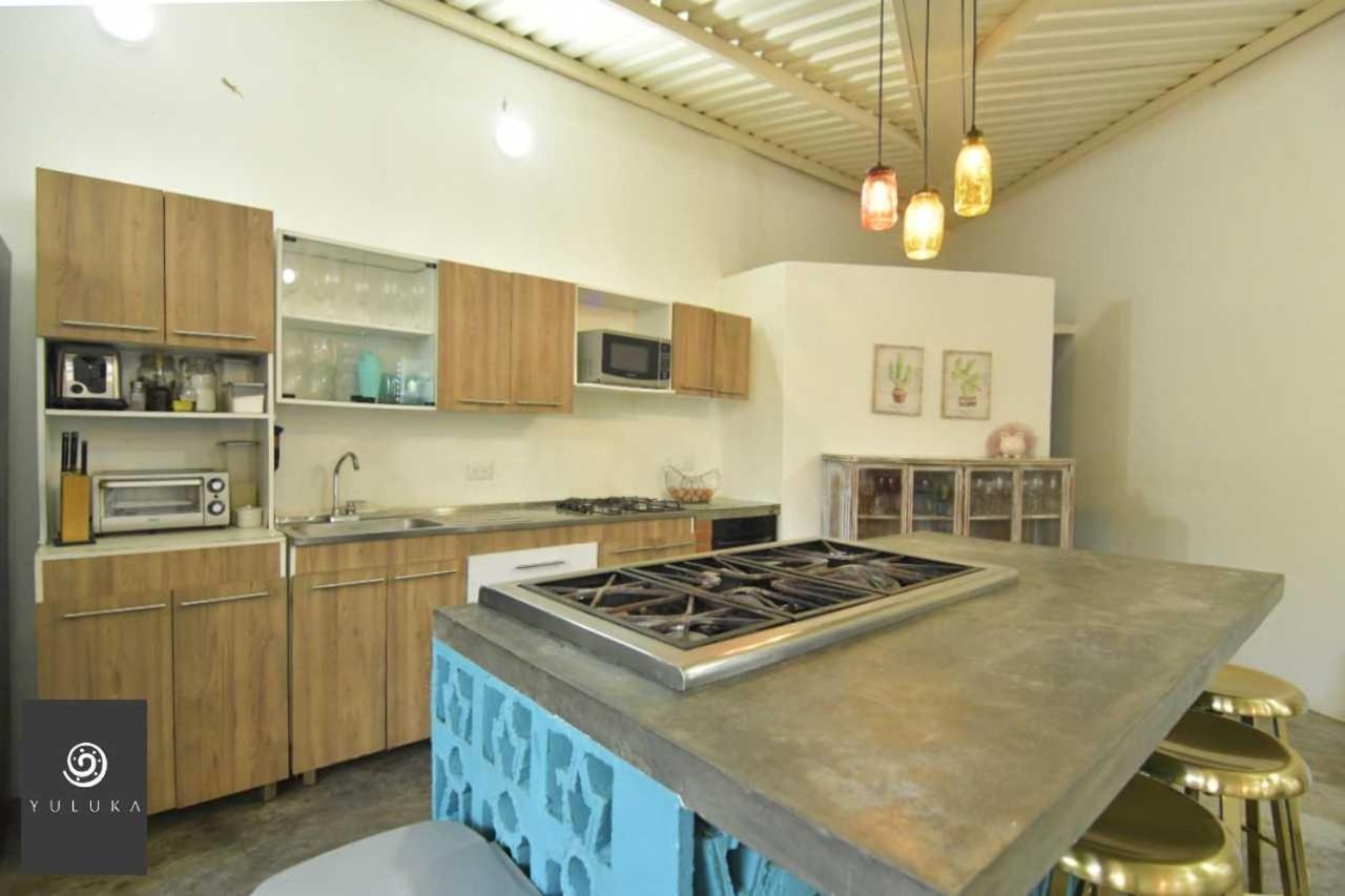 Yuluka Hostel Apulo Eksteriør billede